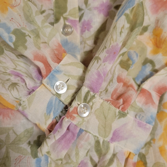 Darling handmade blouse 🌸 - Picture 4 of 5